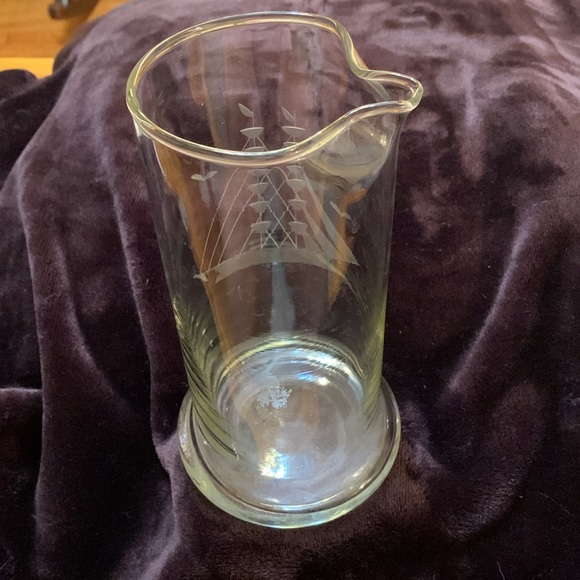 Vintage Clear Glass Pitcher with etched Ship boat pattern, EUC - Picture 5 of 10